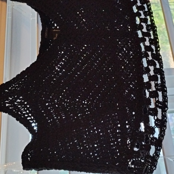 Forever 21 Woman's Black Crochet Spaghetti Strap Crop Top, Size: L - Picture 2 of 7